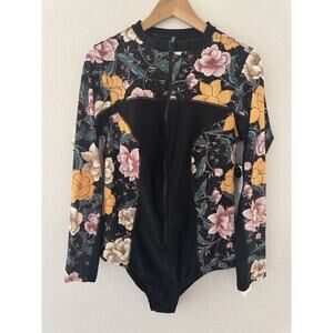 Torrid Active Wireless Long Sleeve Rashguard One Piece Swimsuit 1X Floral NEW